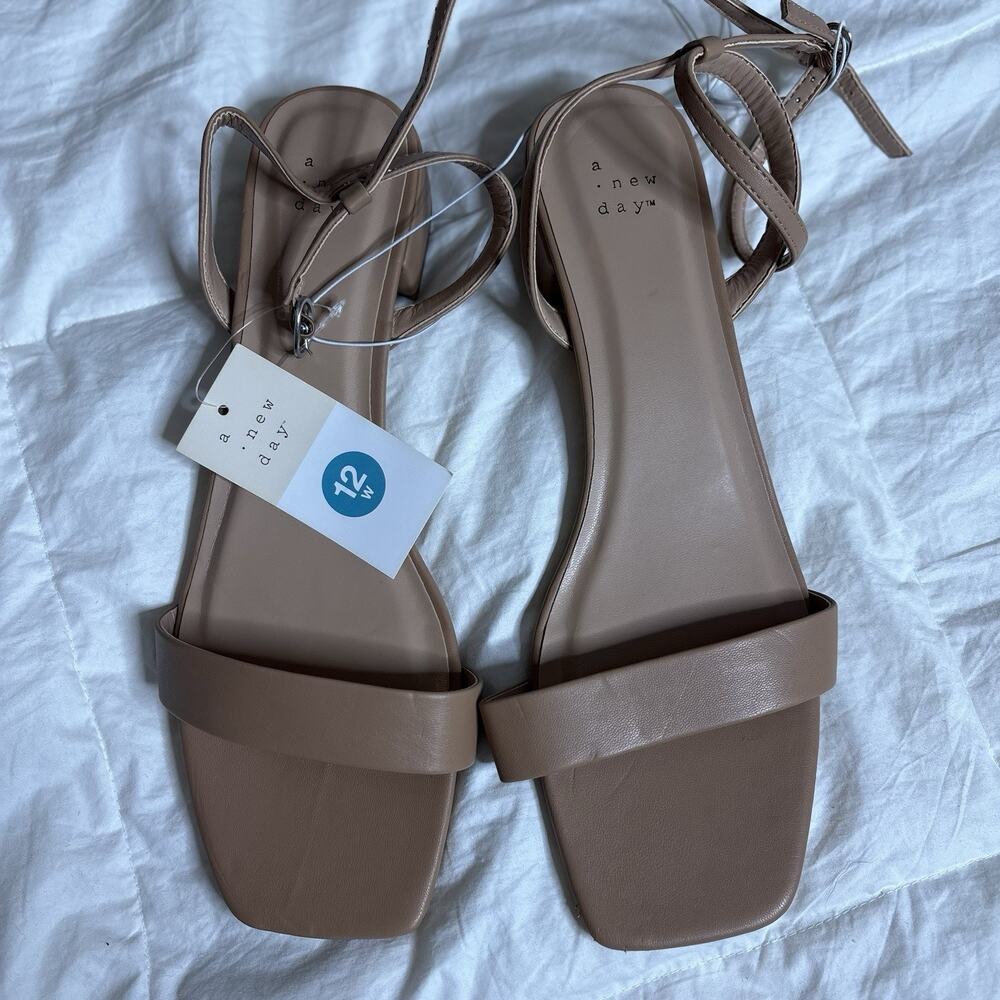 A New Day Delores Ankle Strap Sandal 12W Nude Tan Square Toe Block Heel 90s Boho